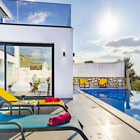 ヴィラ Akbel 2 Bedroom 8199